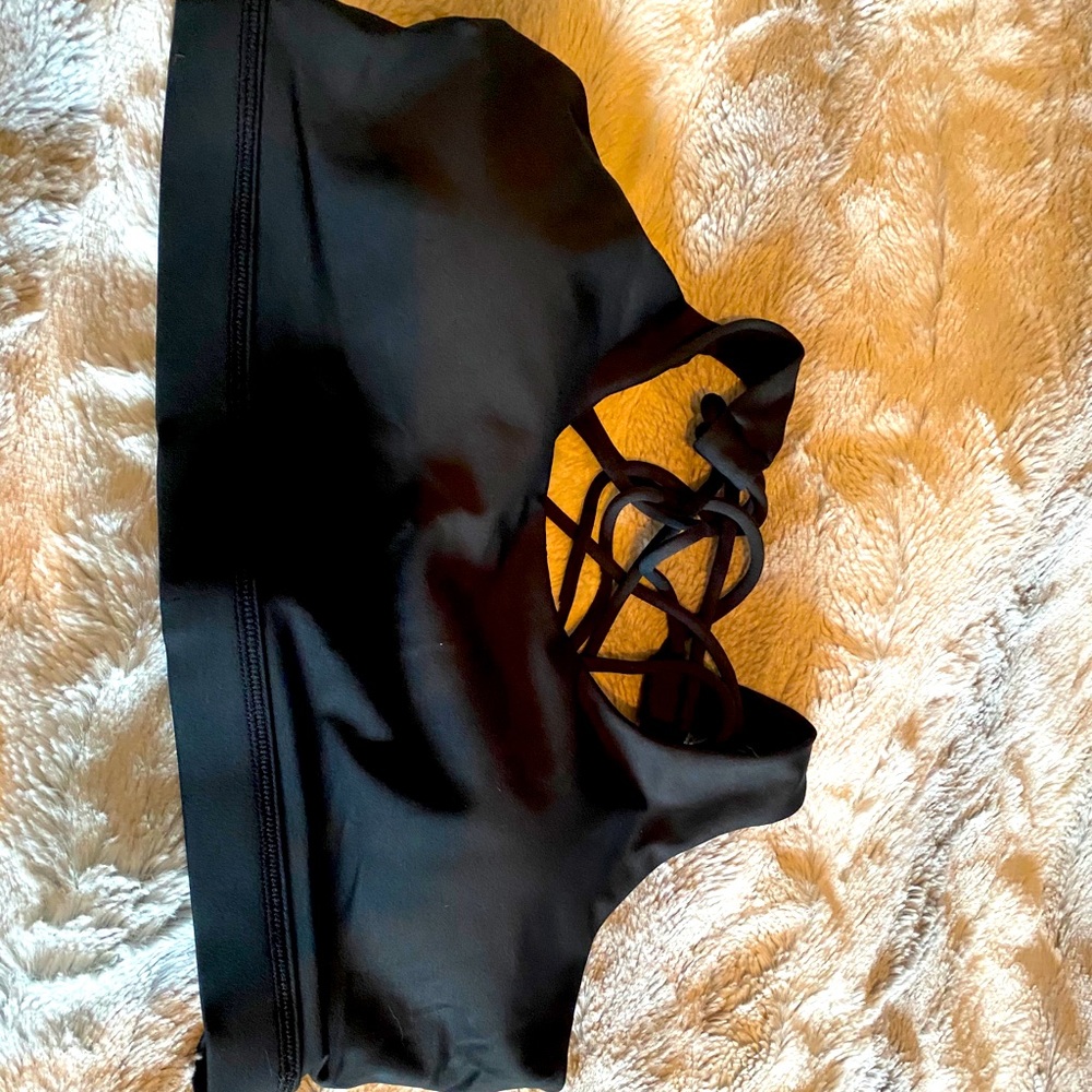 CVG New Style Black Sports Bra - L - NWOT